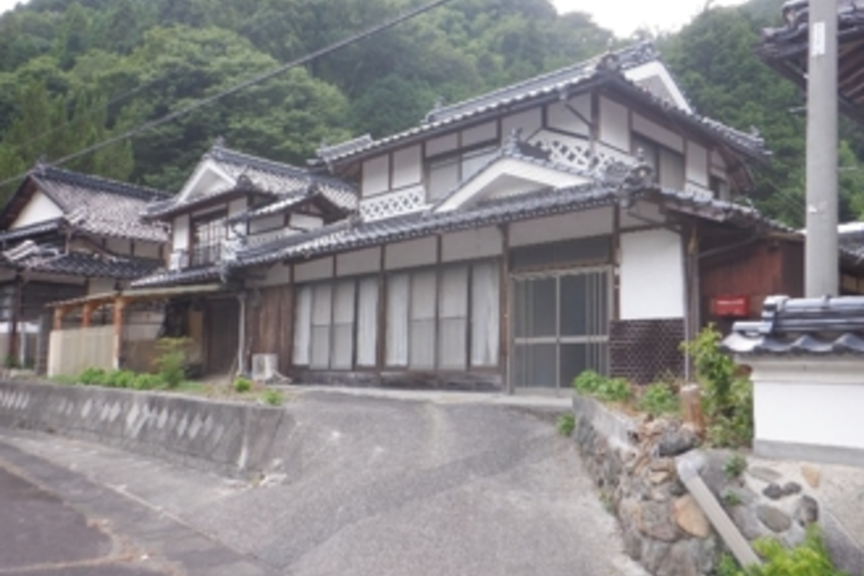 江与味　６ＤＫ　母屋の裏手で菜園できます！の画像